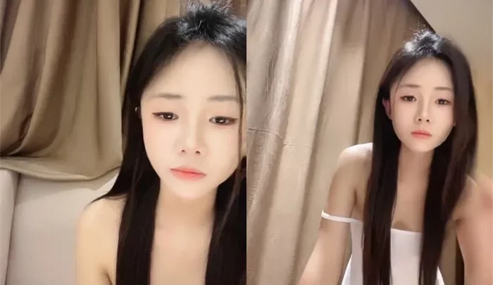 The little goddess of the junior student 【Orange Orange】 has an adorable appearance! Her body is slender, and the soft and delicate texture when she shows her bare skin is the best!